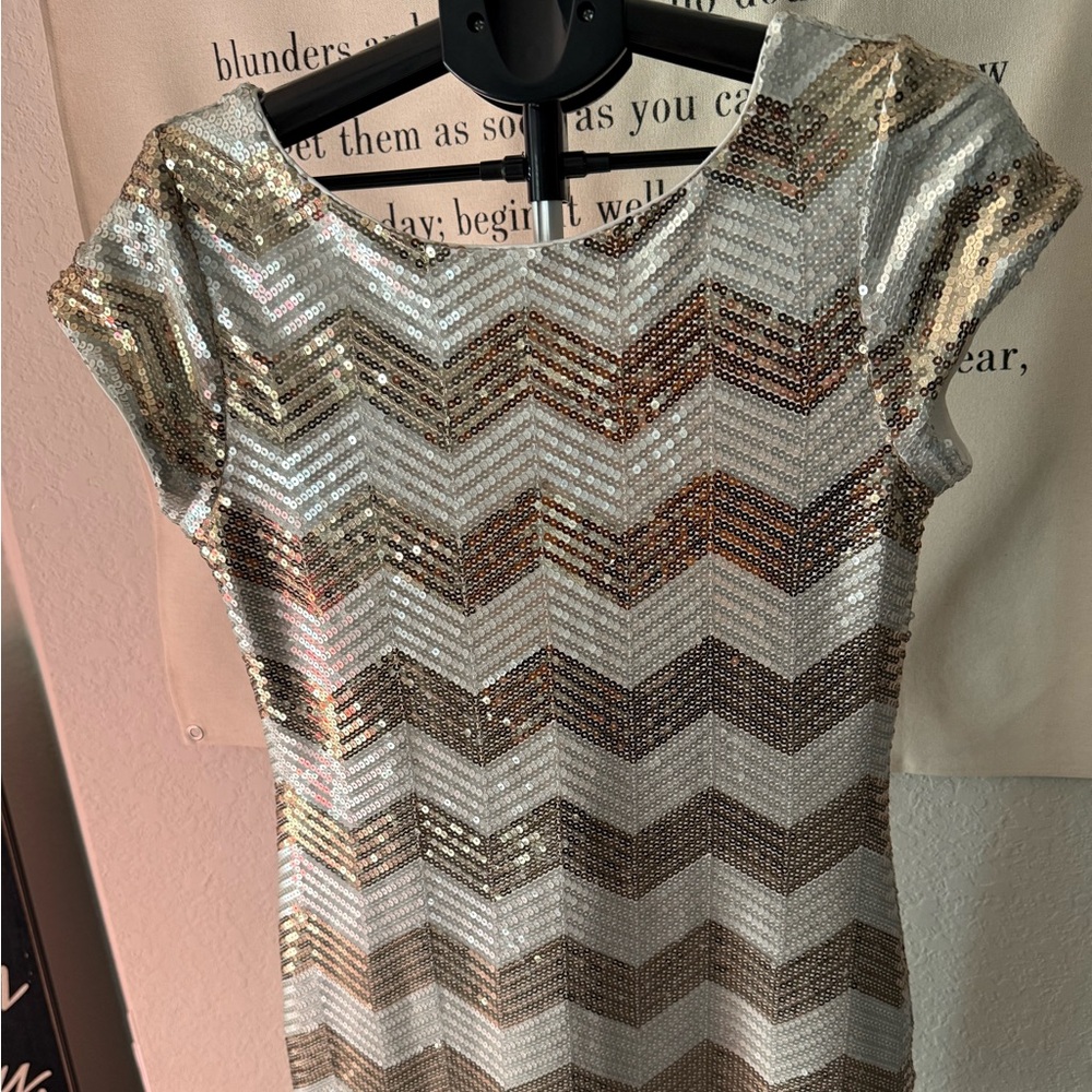 White House Black Market Sequin Dress NWT - Picture 2 of 10